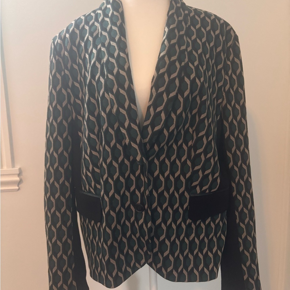 Gerry Weber Black and Green Blazer with Modern Geometric Design